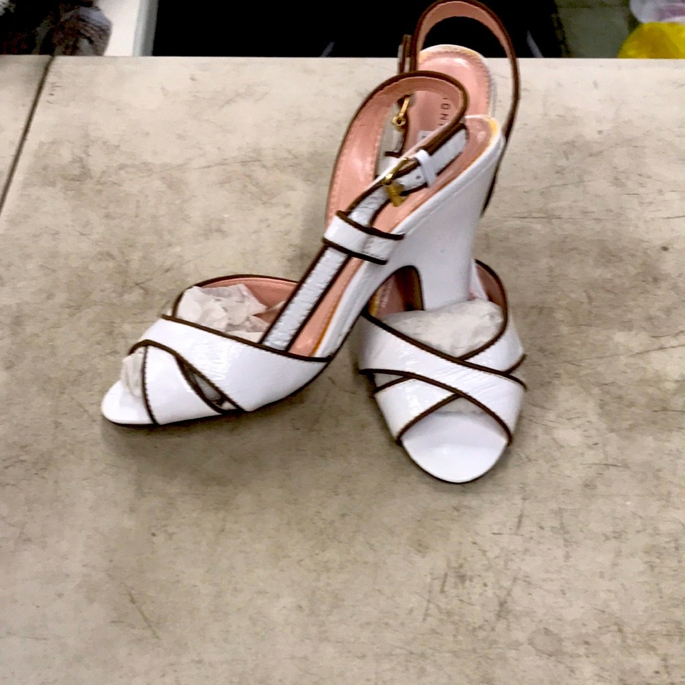 White low heels Fioni strap across the toe
